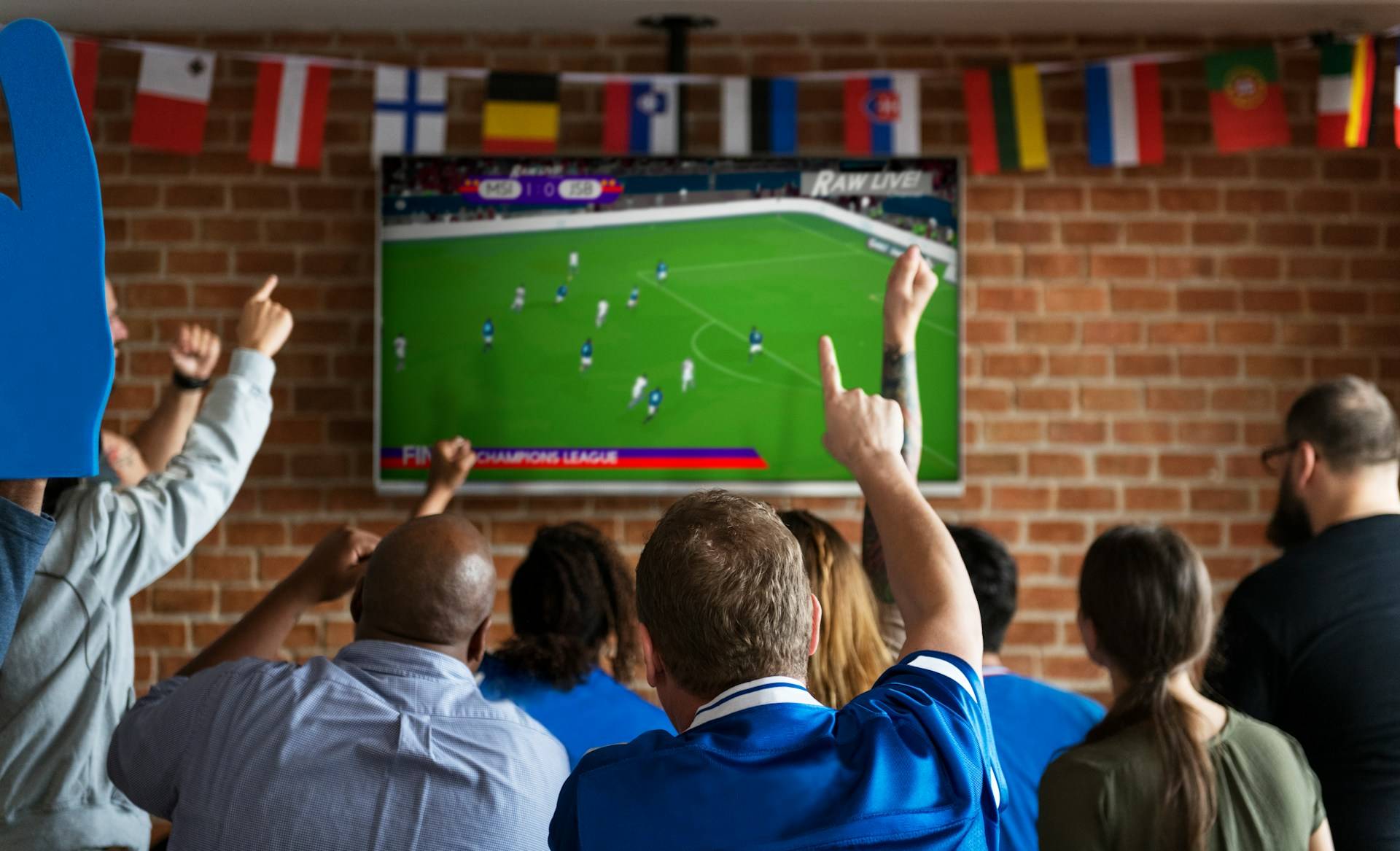 Le football reste le sport le plus suivi en Europe