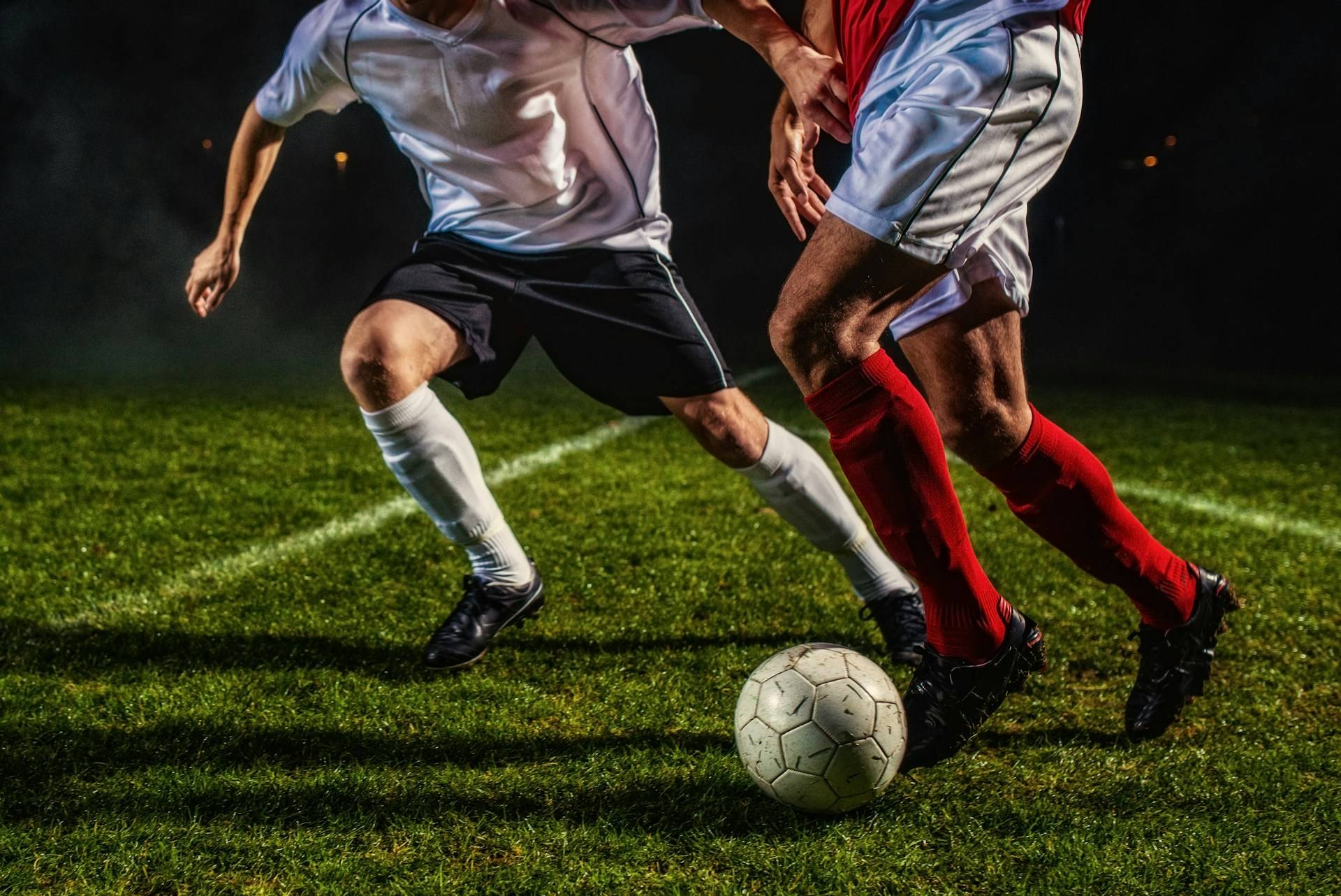 La tactique football 4-2-3-1 décryptée : guide complet de la formation